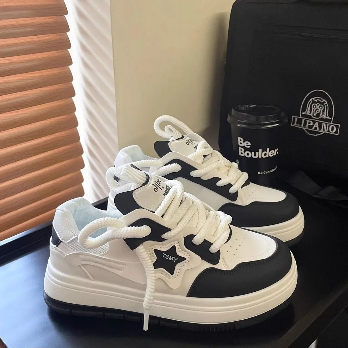 Star Walking Sneakers Casual Sport Shoes Thick Sole Comfortable Running Shoes Non-Slip Aesthetic Tennis Shoes for Outdoor Sports